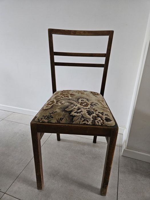 Krzesła tapicerowane + stół PRL