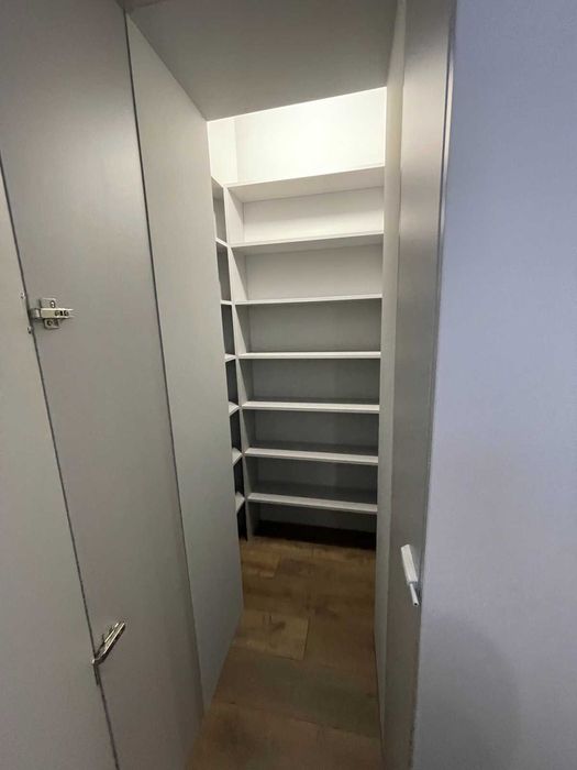 Немовірно світла та красива, двокімнатна квартира, вул. Молодіжна 5