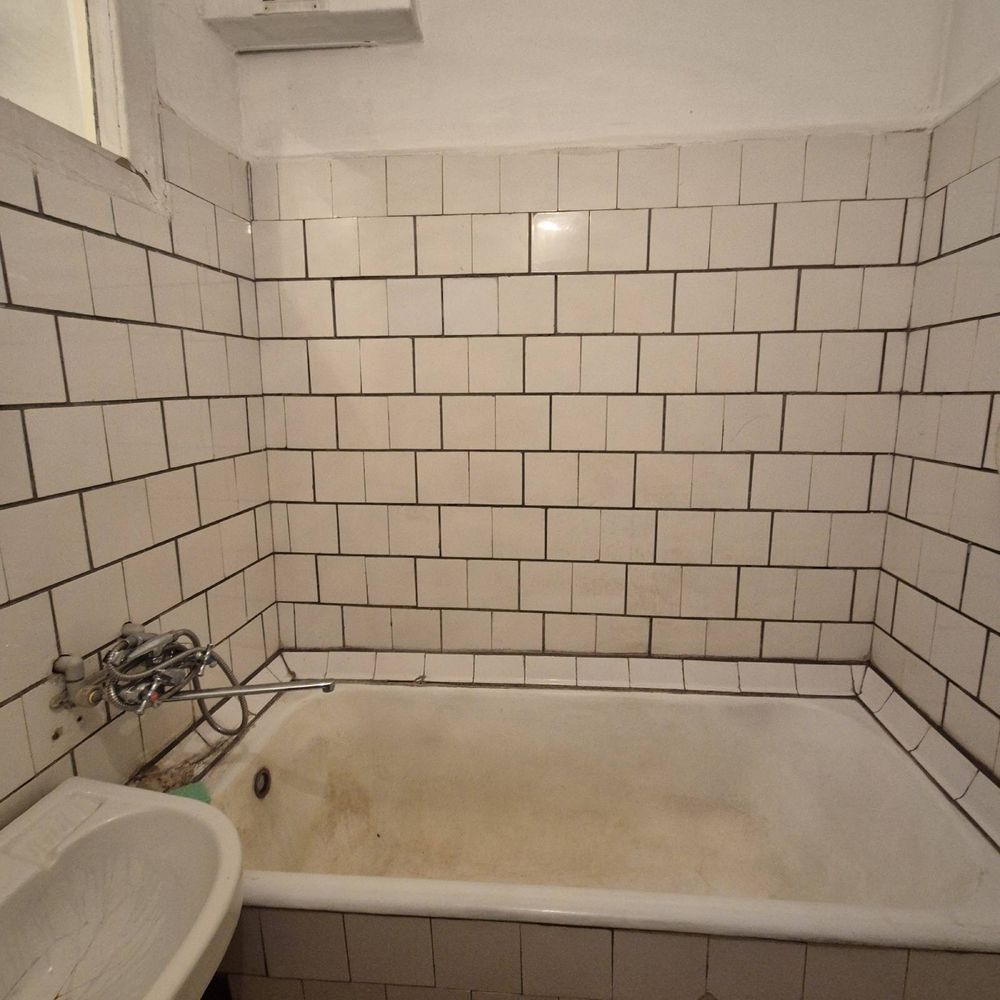 Простора 2к.кв , 64 м.кв в центрі !!