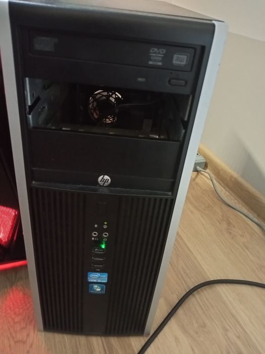 Комп'ютер HP в рабочем состоянии