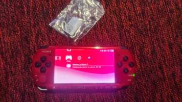 Sony PSP 3000 з флешкою на 64 гб