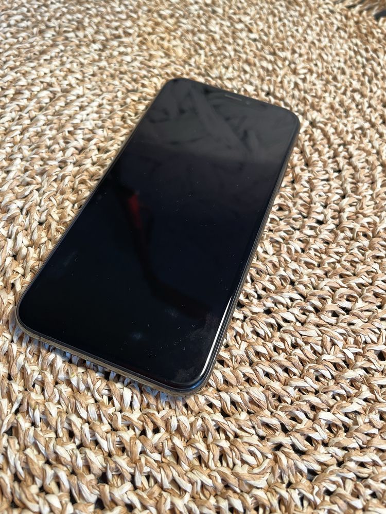IPhone XS 64Gb в ідеальному стані