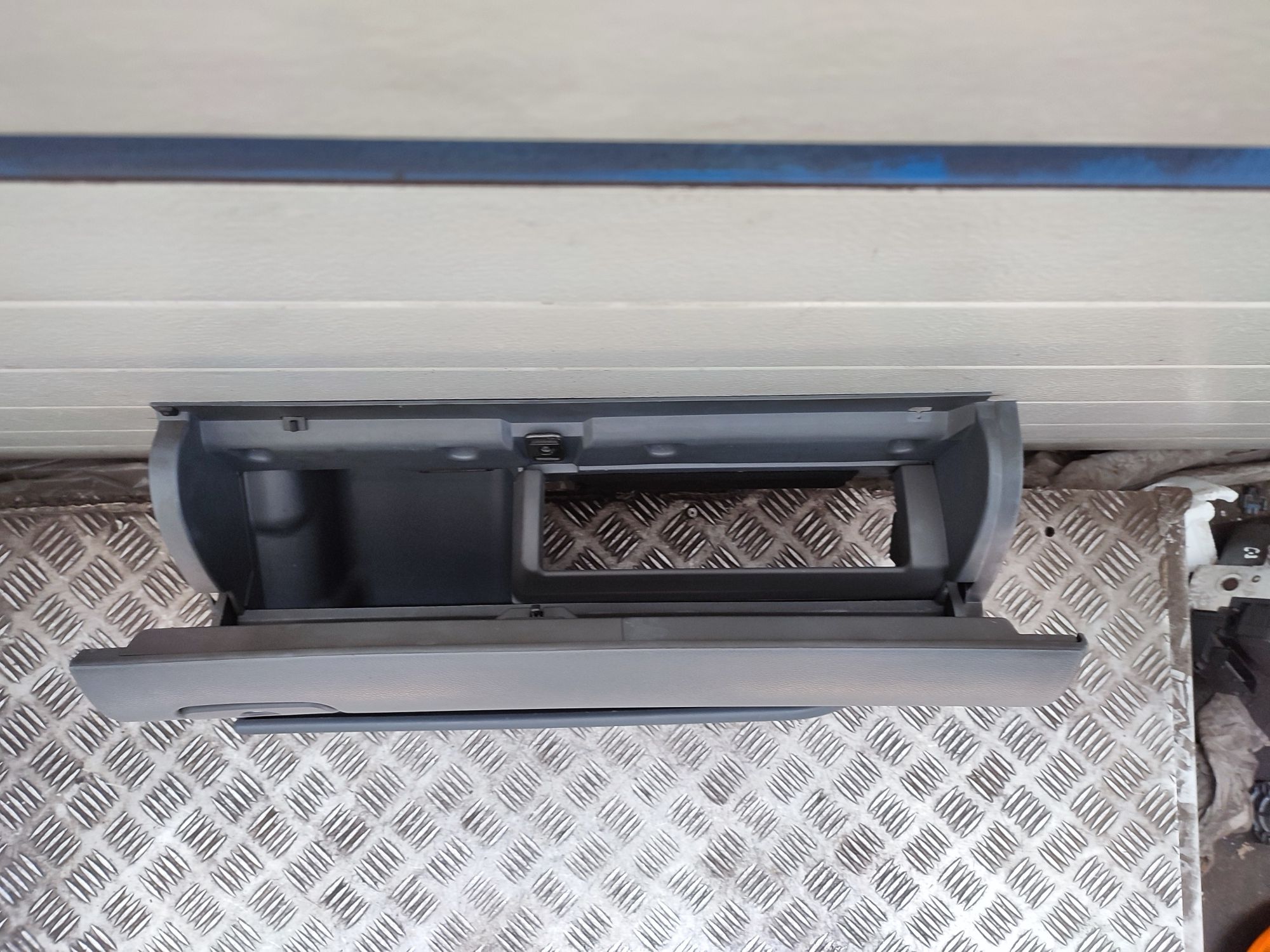 Seat Toledo II Leon I schowek pasażera