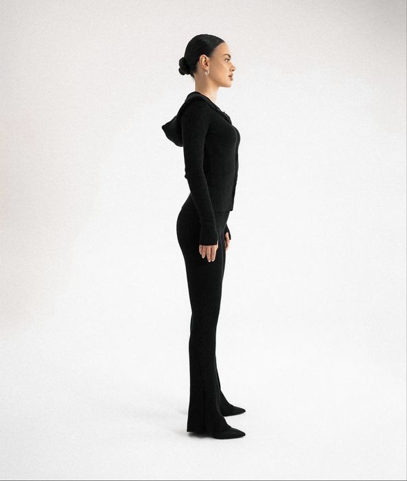 Вʼязаний костюм українського бренду The Idol