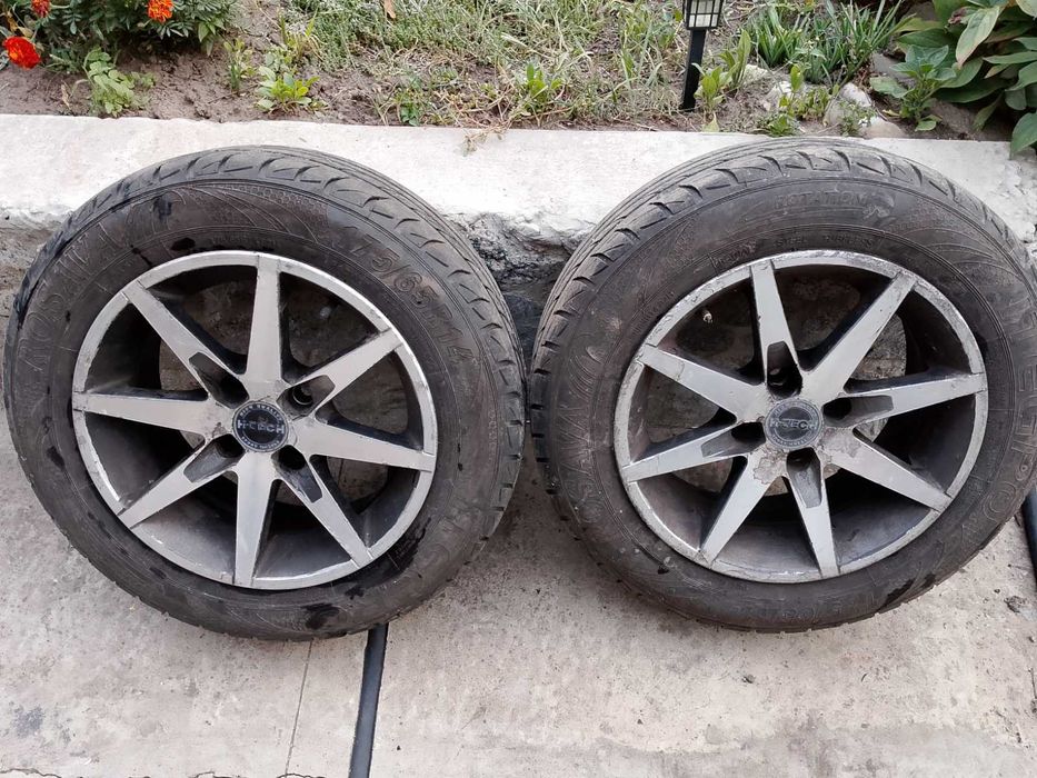 Продам літню резину на титанах r14