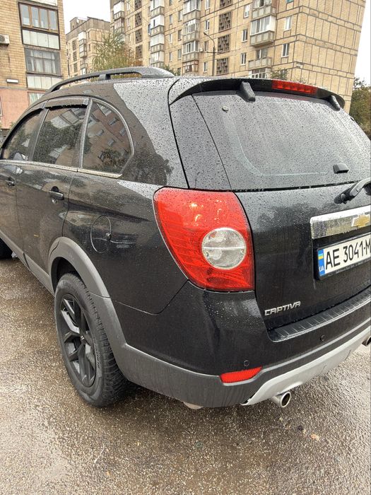 Chevrolet Captiva black c100