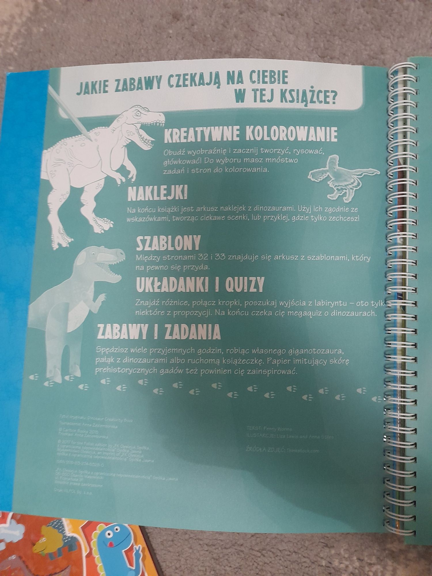 Książka Dinozaury plus książeczka z naklejkami