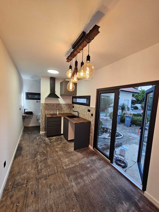 Casa Móvel / Contentor Tipo Estúdio – Pronta a Habitar!