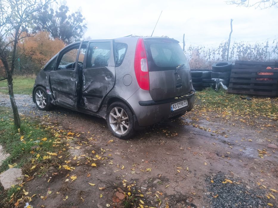 Запчасти Митсубиси кольт 6