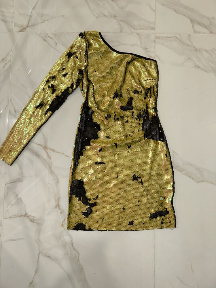 Sukienka cekiny asymetryczna złota nowa XS