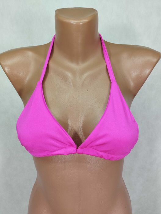 Купальник бикини малиновый на завязках
PrettyLittleThing