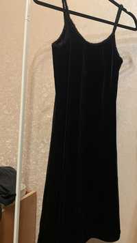 Платье чёрное бархатное