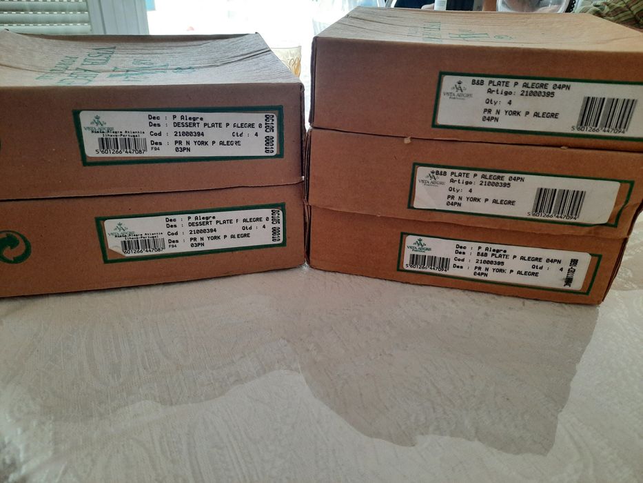 Serviço Jantar NOVO  (pratos e travesa) Vista Alegre Coleção Porto Ale