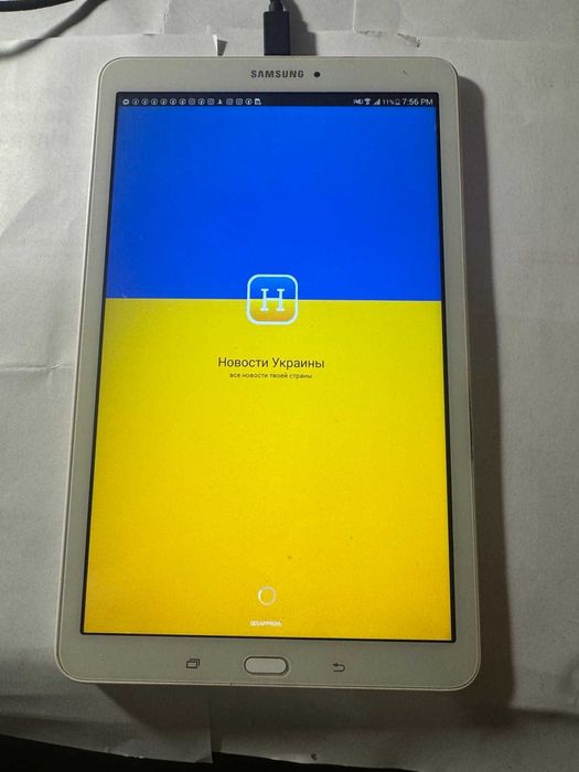 Стара модель Android планшет Samsung Galaxy Tab E 9.6 (SM-T561)