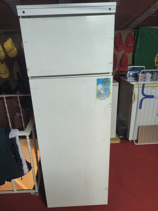 Frigorífico Teka de embutir para peças