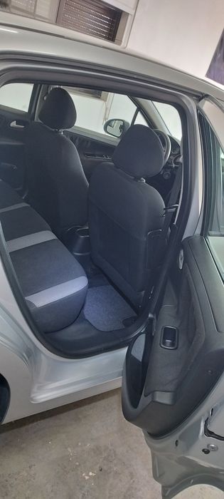 Carro Peugeot 207