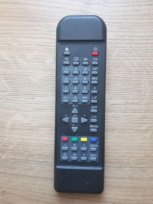 Pilot do telewizora Elemis NZS 2050 ; NZS 2051.