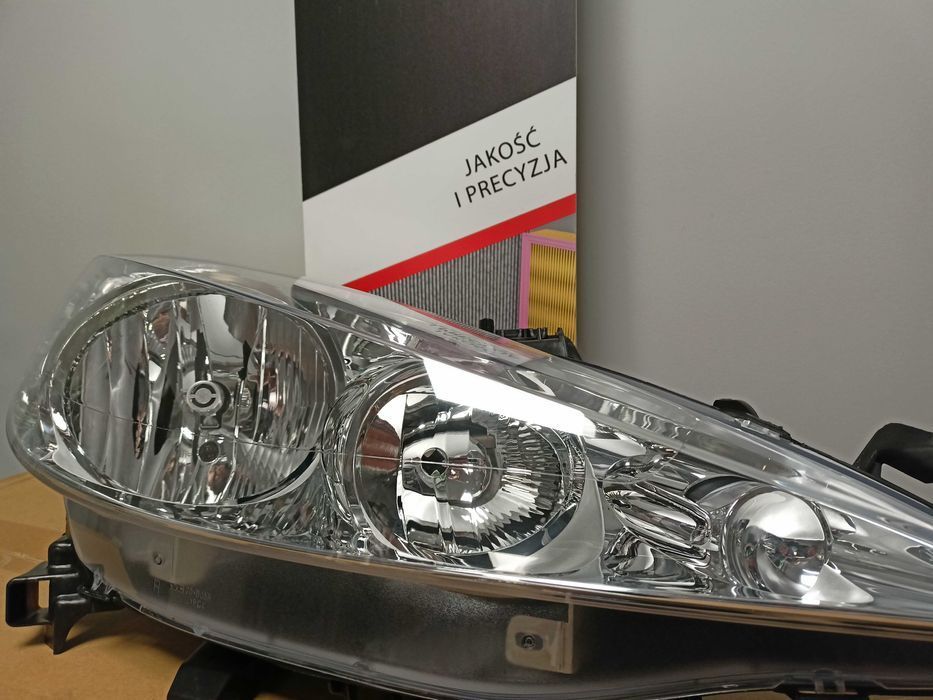 Peugeot 207 06- Lampa/Reflektor przód prawy /H7+H1