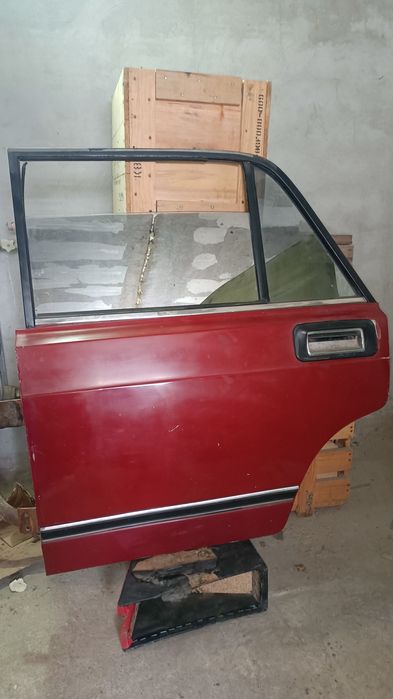 Продам двері ваз 2107, 2105, 2104.