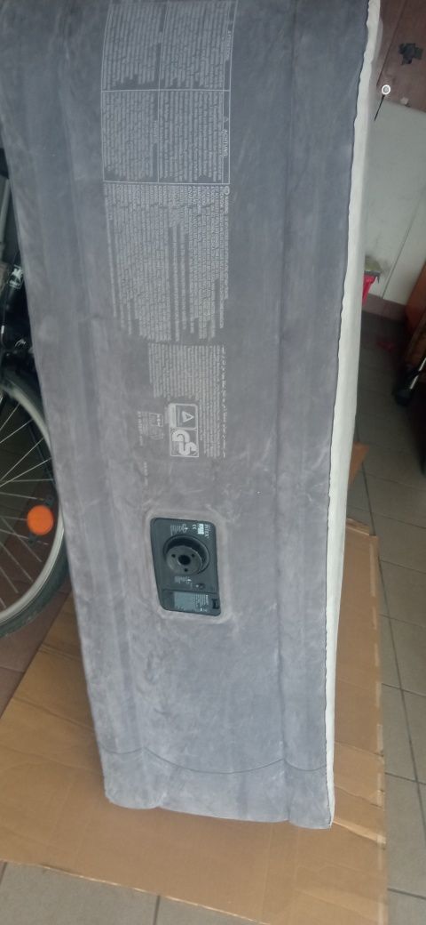 Materac dmuchany INTEX  2 osobowy