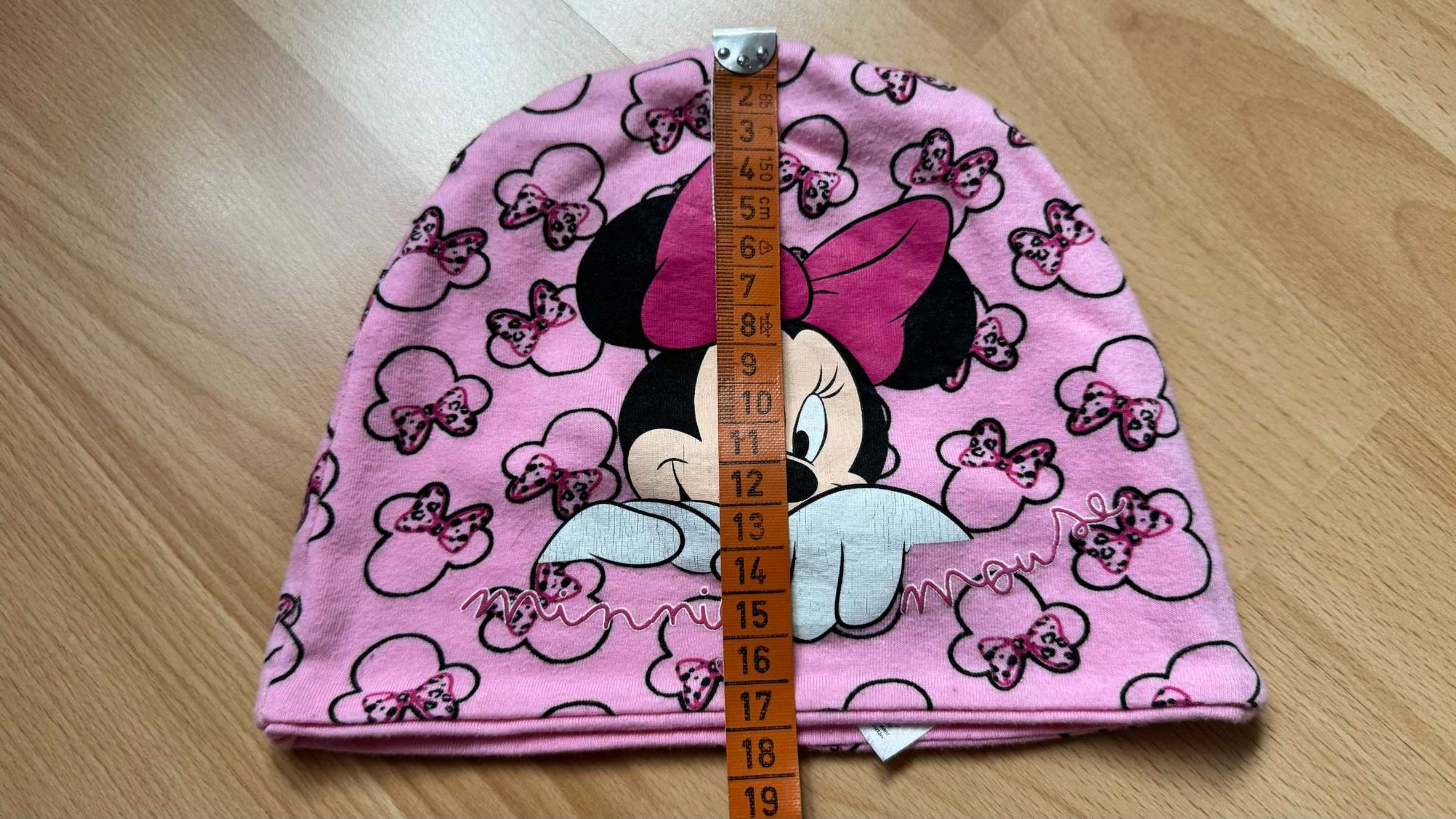 Śliczna cienka czapeczka z Minnie rozmiar 86-92cm