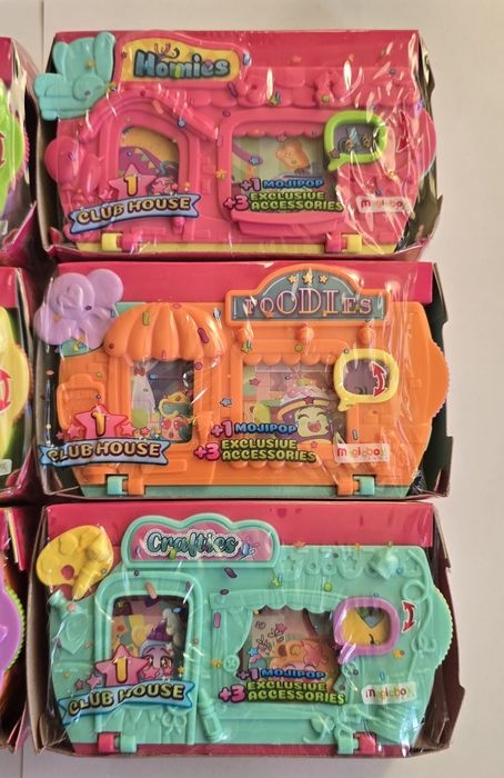 Moji pops club house seria party