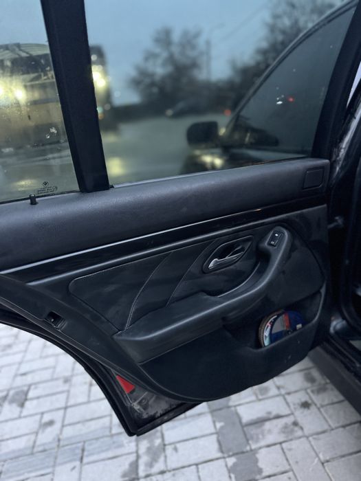 Bmw E39 3.0 automat 2002р