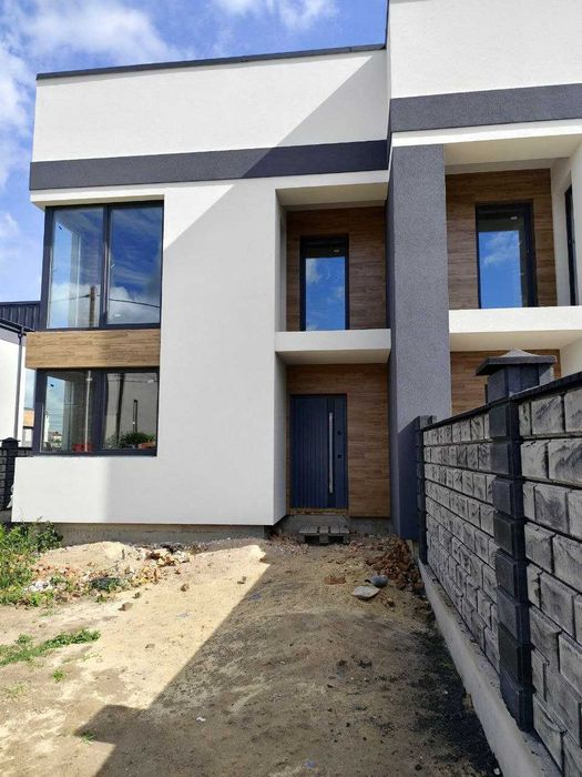 Продам стильний котедж !! Район жк на Щасливому!!!