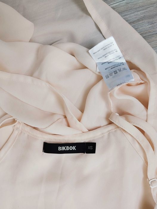 pudrowy top boho oversize XS na ramiączkach wiązany hippie elegancki