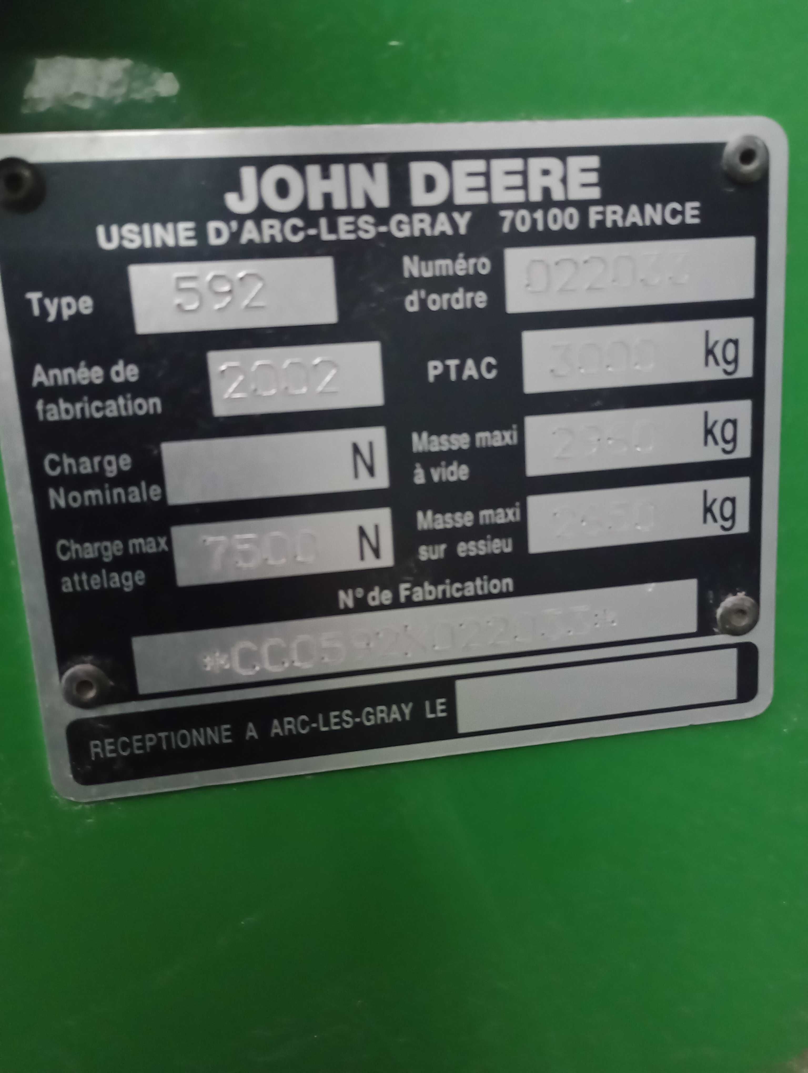 Prasa John Deere 592