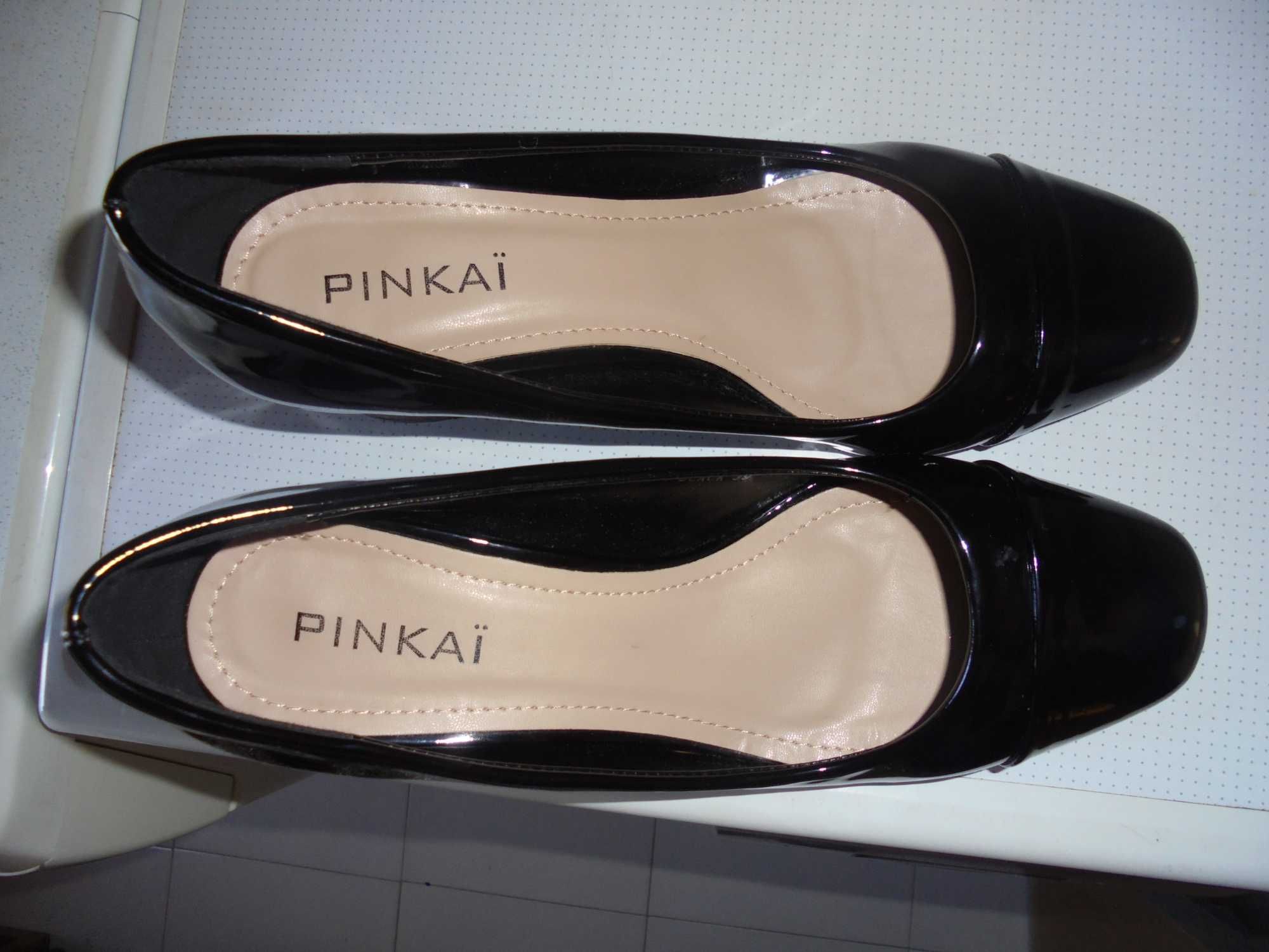 sapatos de senhora da marca PINKAI