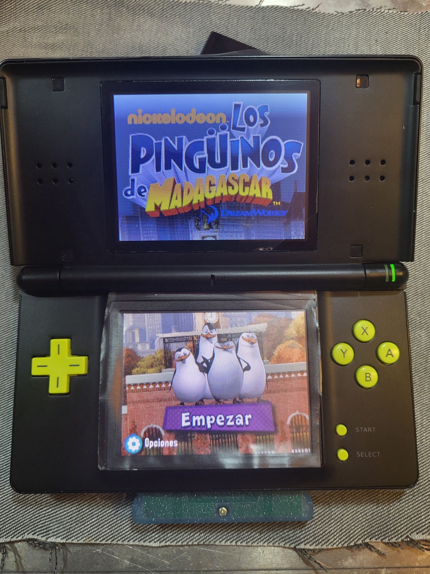 Nintendo DS Lite