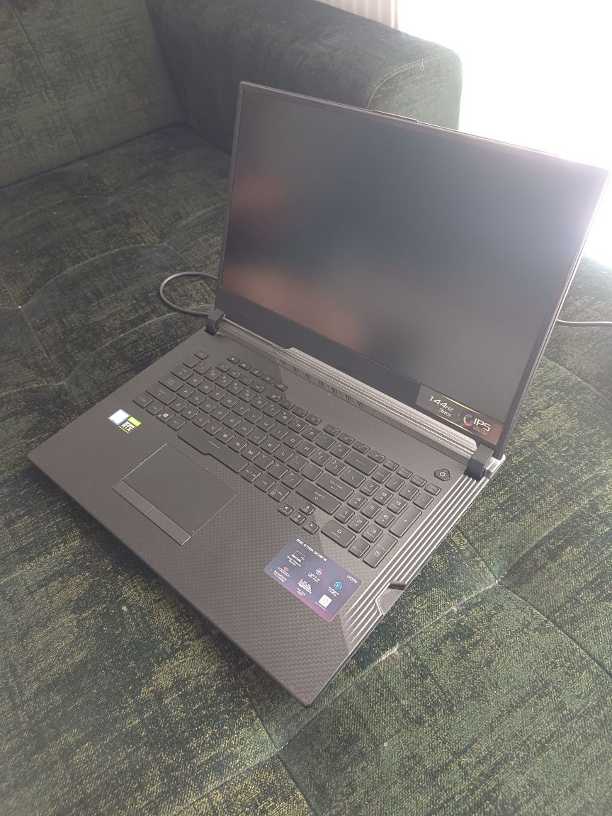 Laptop asus G731GV 17" rtx2060, 3TB dyski, 24GB RAM