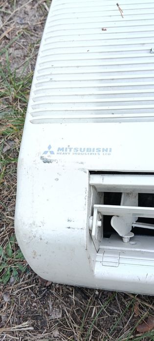 Внутрішній блок кондиціонера Mitsubishi на запчастини.
Пластиковий кор