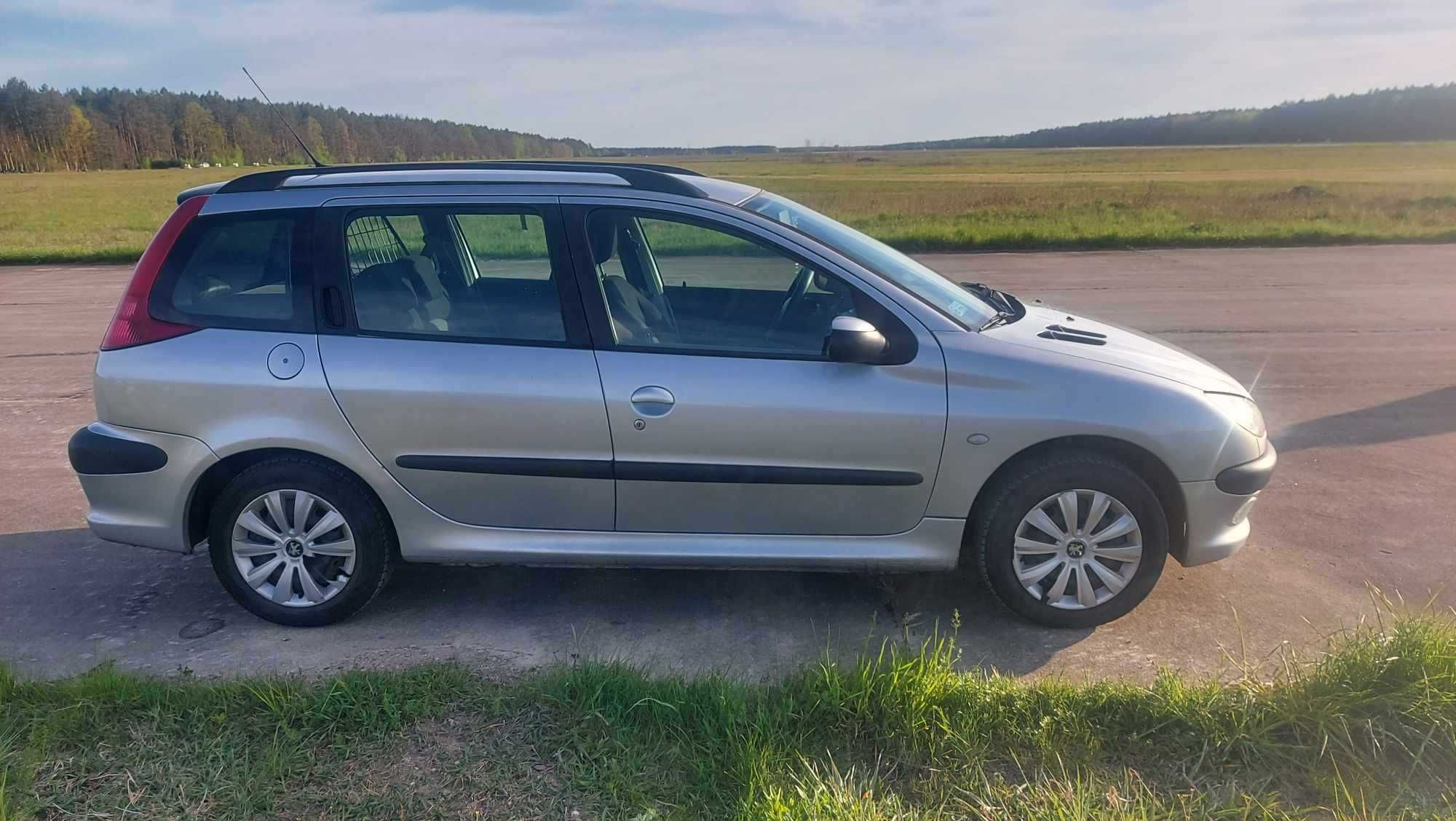 Peugeot 206 SW 1.1 benzyna - 2003 r.