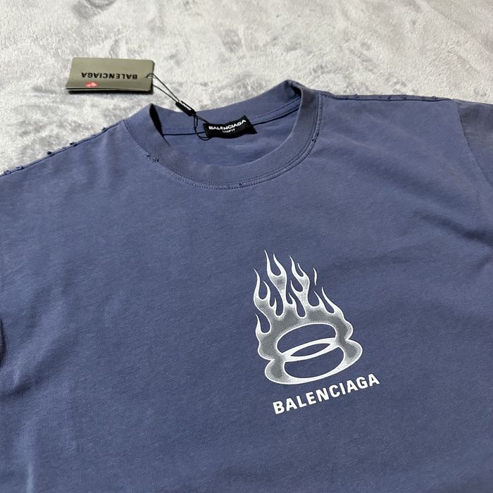Футболка balenciaga Burning Unity y2k vetements