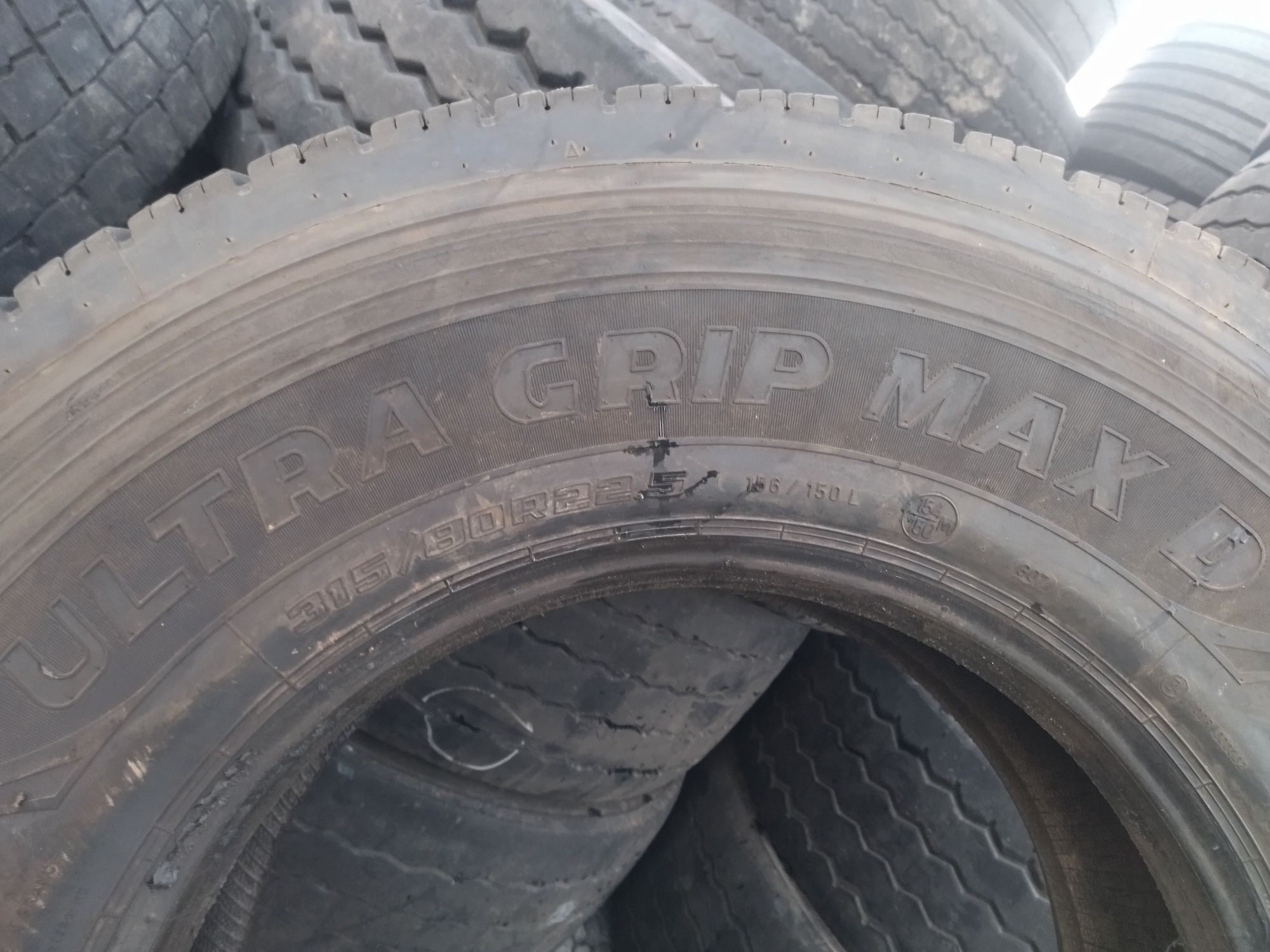 Шина 315/80 R22.5 GoodYear Ultra Grip Max D