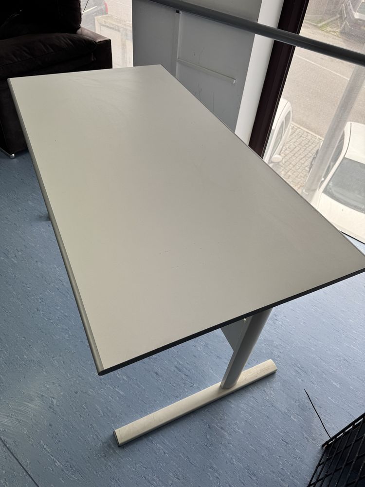 Secretaria Ikea Rodulf