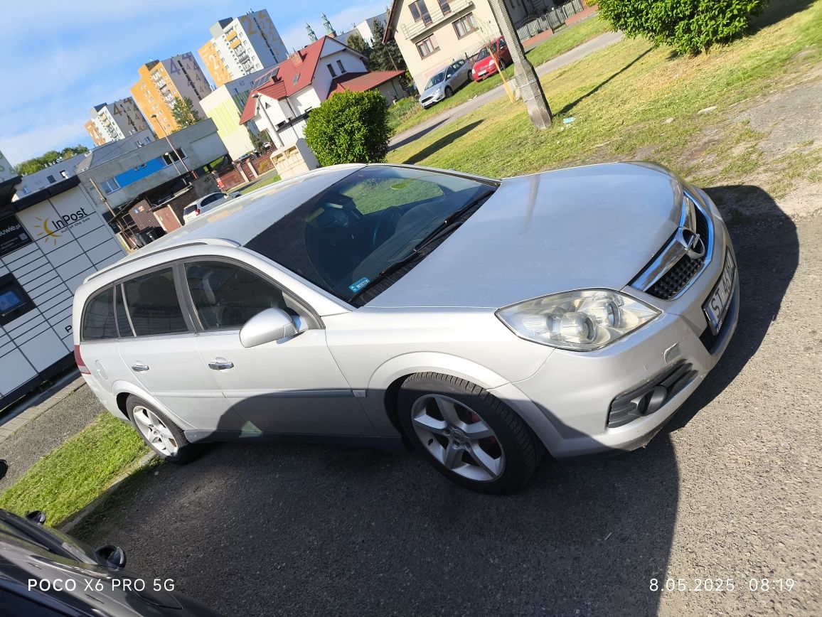 Opel Vectra C lift 1.9 CDTI 120km. Dobrze wyposażona, klima hak.