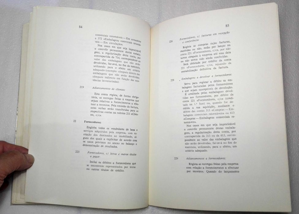 Livro Plano Oficial de Contabilidade para as Empresas