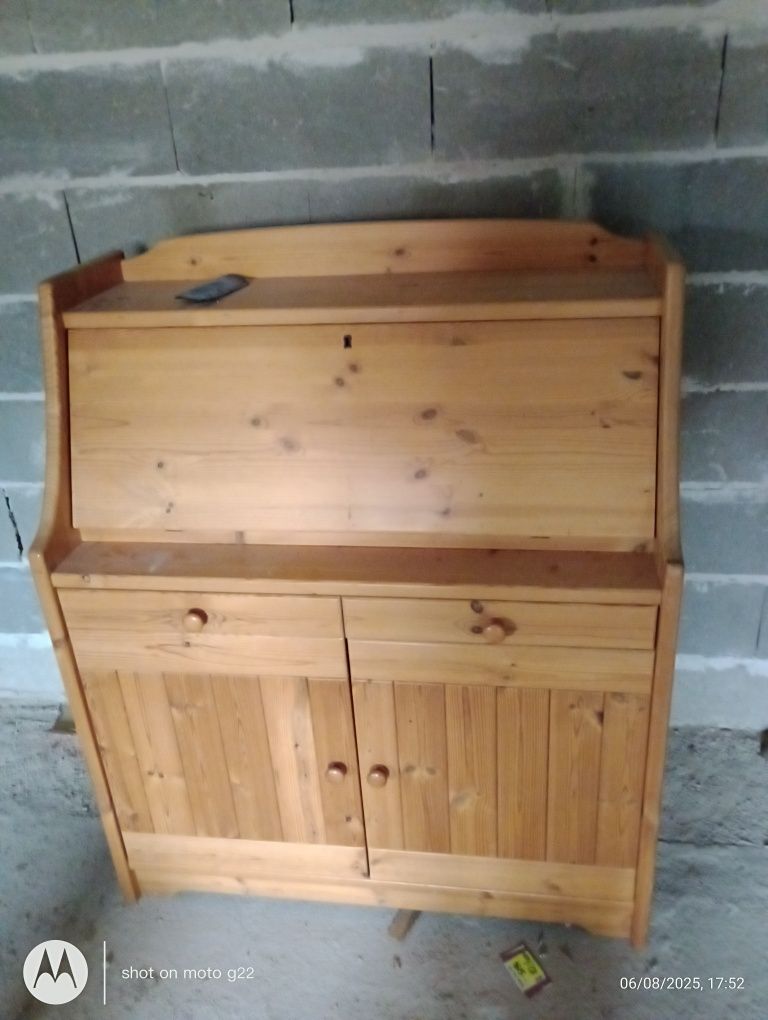 Sekretarzyk ręczna robota