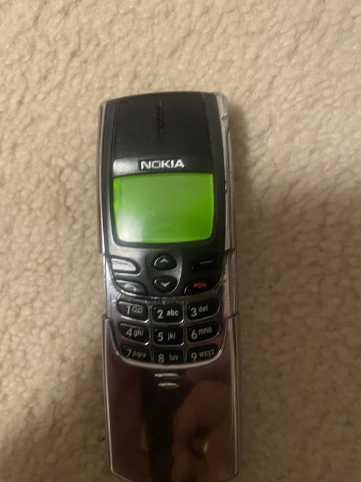 Telefon nokia 8810