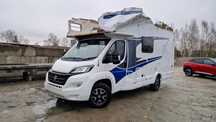KNAUS Live Traveller  Kamper Knaus Live Traveller uszkodzony sprawny