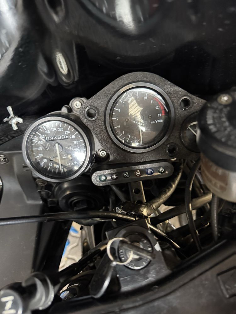 Honda CBR 900 RR FIREBLADE super stan 10 lat w jednych rekach