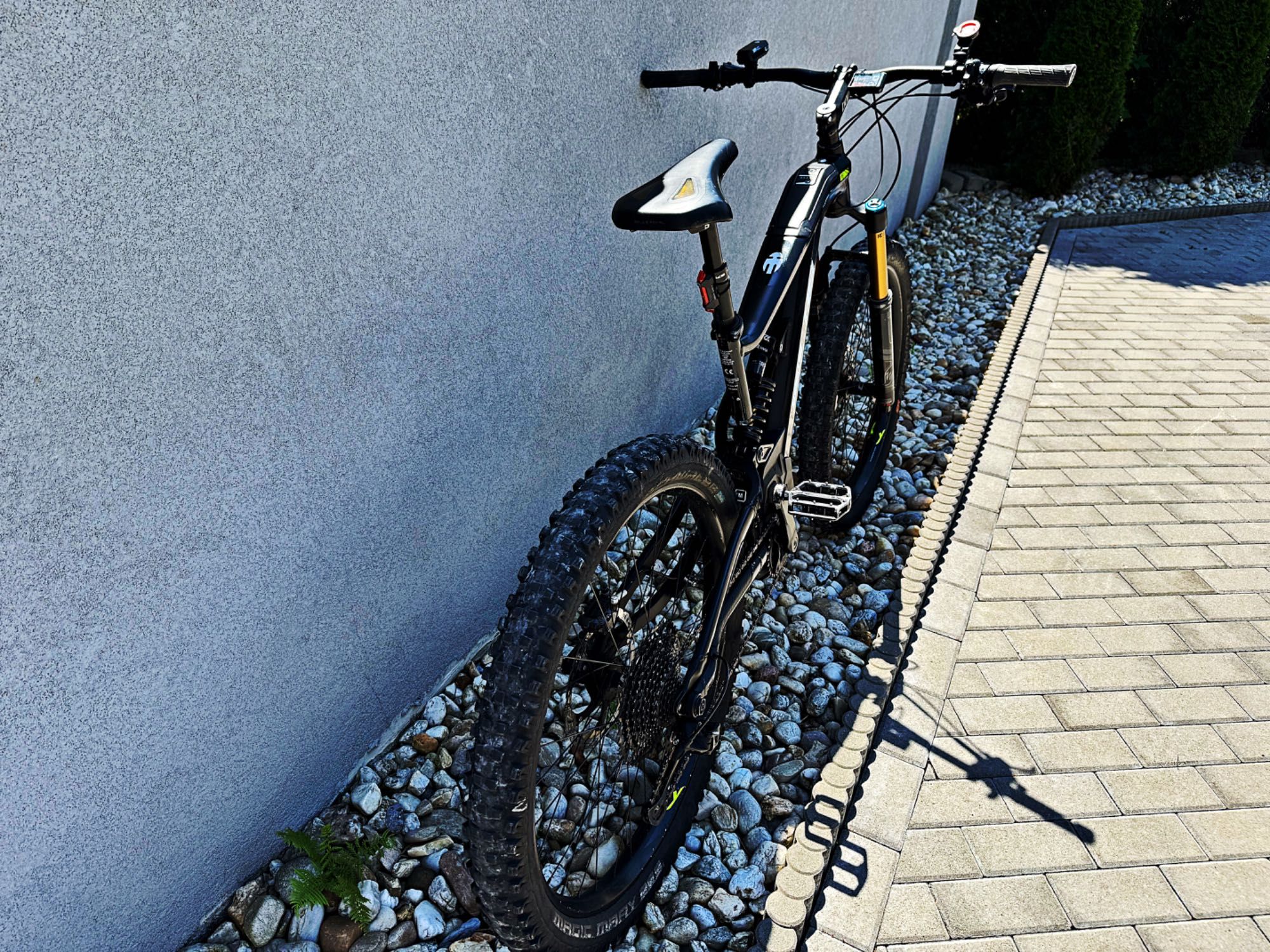 BH ATOM-X LYNX 6 PRO-SE ER949 Rozmiar "M" 500 KM Przebiegu Enduro FOX