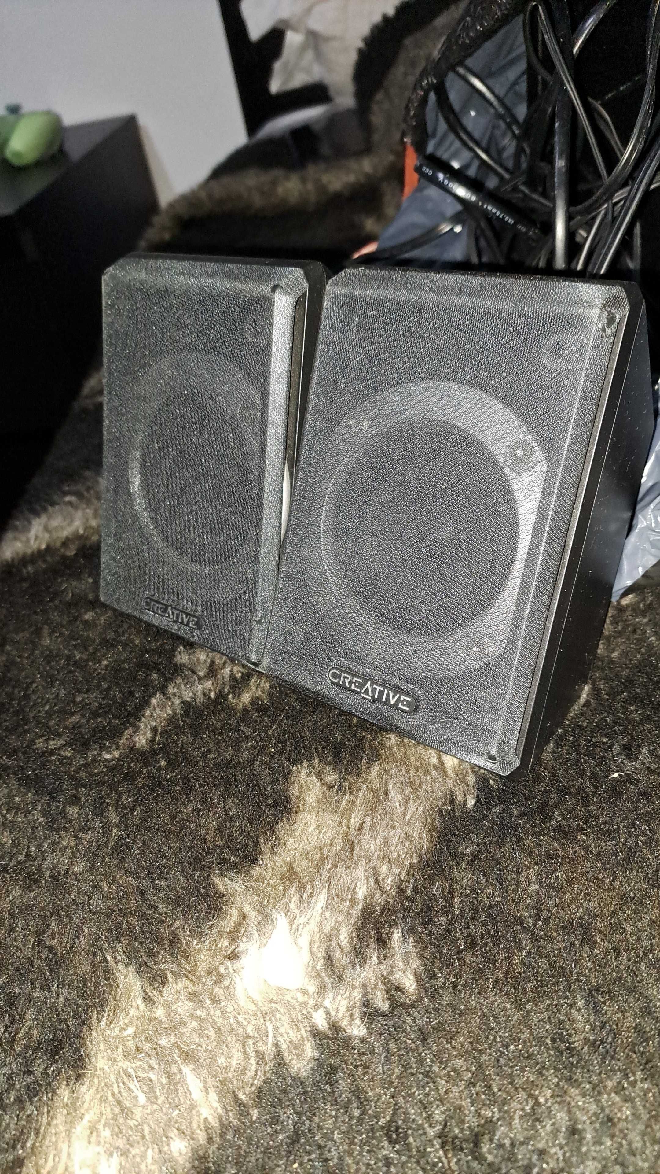 Amplificador com colunas