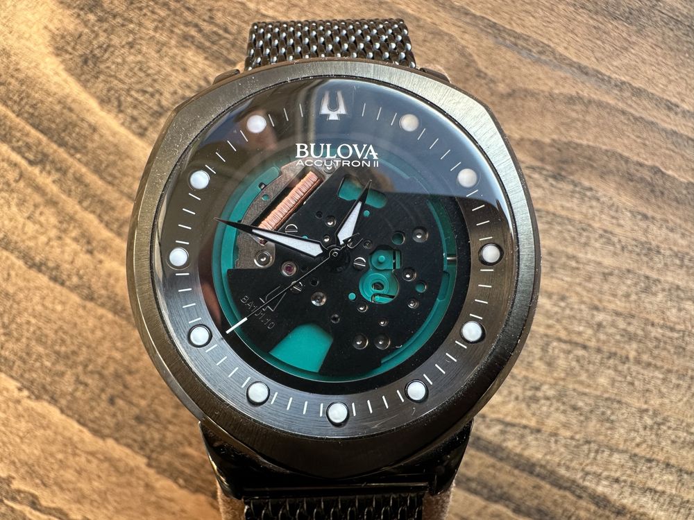 Zegarek Bulova Accutron II Alpha Black 98A136 mesh