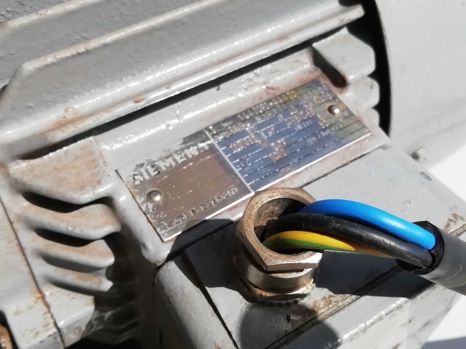 Motor elétrico SIEMENS 1,1 Kw / 1410rpm