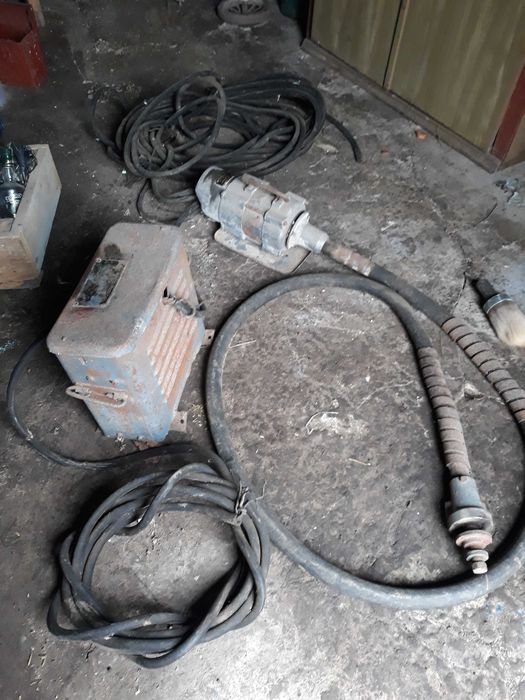 Трансформатор ТСЗИ - 1,6.УХЛ2 та вібратор ИВ - 47 Б в зборі з кабелями