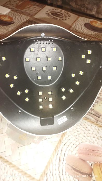 Продам лампу для манікюру